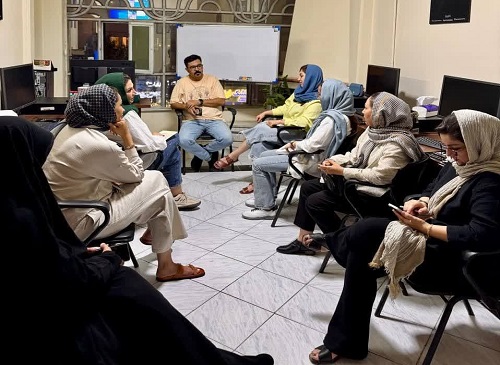 آموزشگاه کامپیوتر خط به خط،دوره فنی حرفه ای طراحی سایت،دوره طراحی سایت در مشهد،دوره موبایل گرافی کد مرداد ماه برگزار شد 