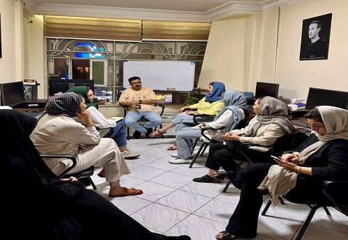 آموزشگاه کامپیوتر خط به خط،دوره فنی حرفه ای طراحی سایت،دوره طراحی سایت در مشهد،دوره موبایل گرافی آموزشگاه فنی و حرفه ای  خط به خط کد مهرماه برگزار شد 