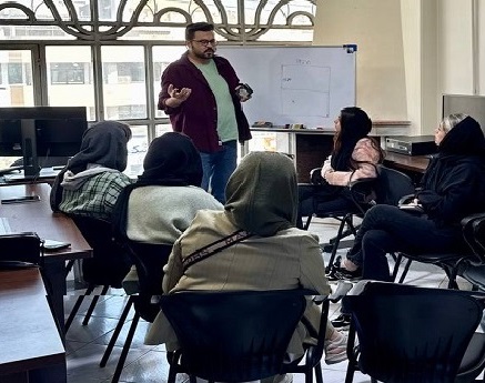 آموزشگاه کامپیوتر خط به خط،دوره فنی حرفه ای طراحی سایت،دوره طراحی سایت در مشهد،دوره موبایل گرافی آموزشگاه فنی و حرفه ای خط به خط کد آبان ماه برگزار شد